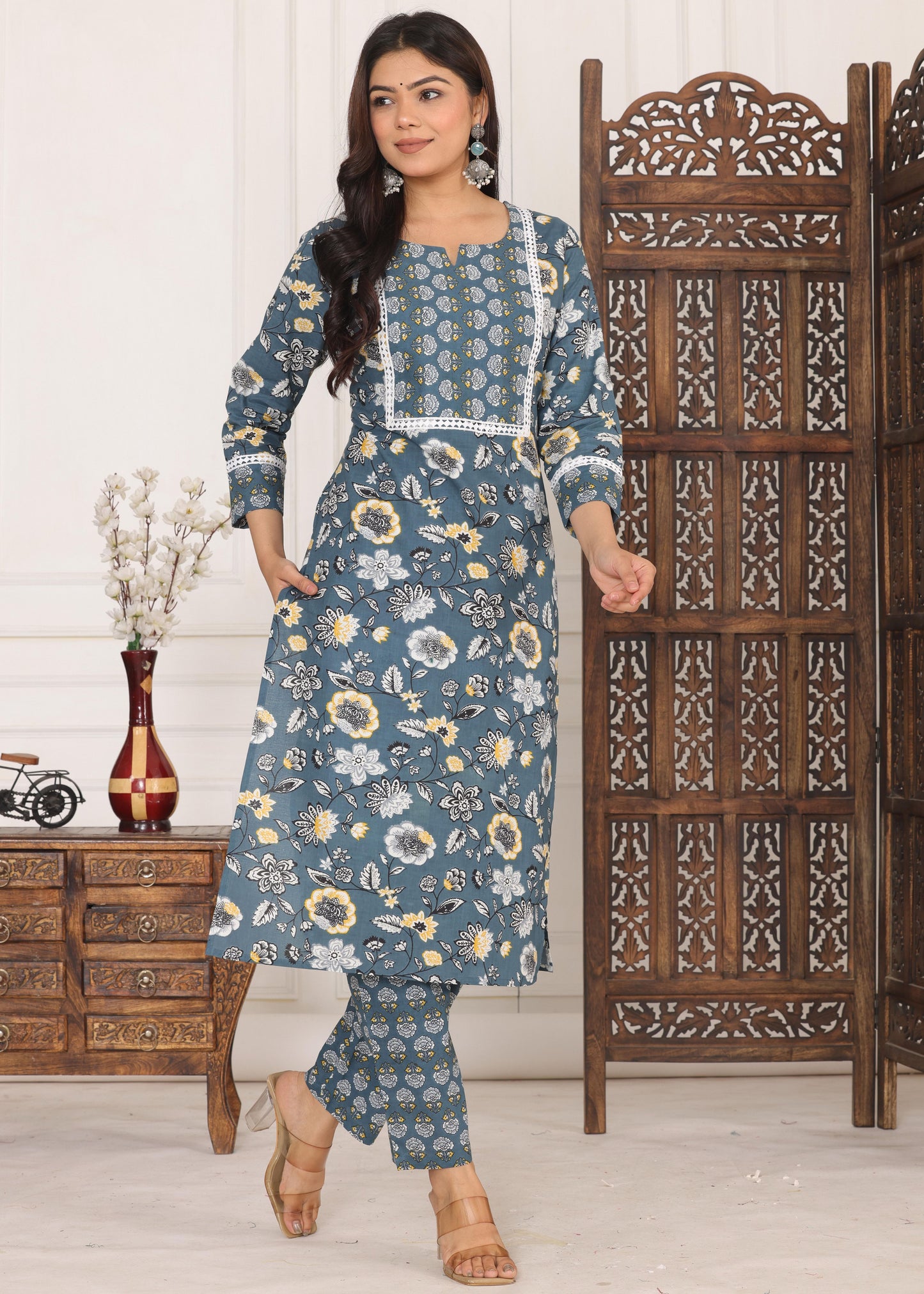 Sitara Cotton Flower Printed Grey Kurti With Pant Set.