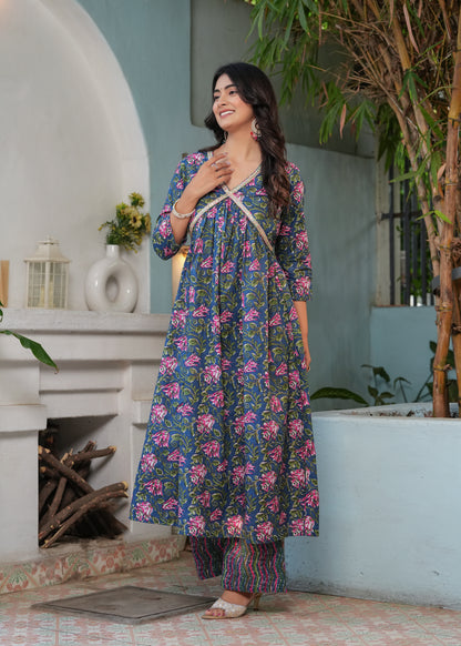 Cotton Flower Printed Multicolour Anarkali Kurta With Pant.