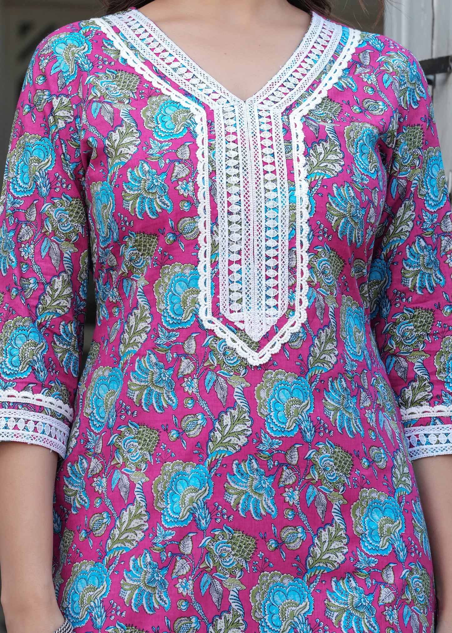 Pink Cotton Printed Straight Kurta