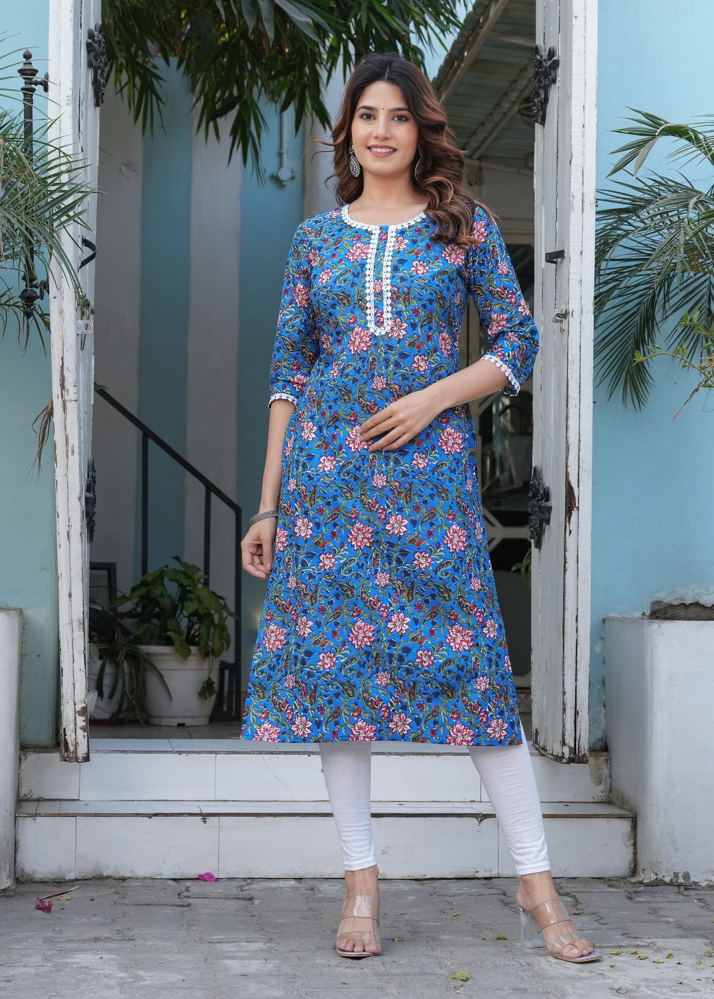 Blue Cotton Flower Printed Straight Kurti