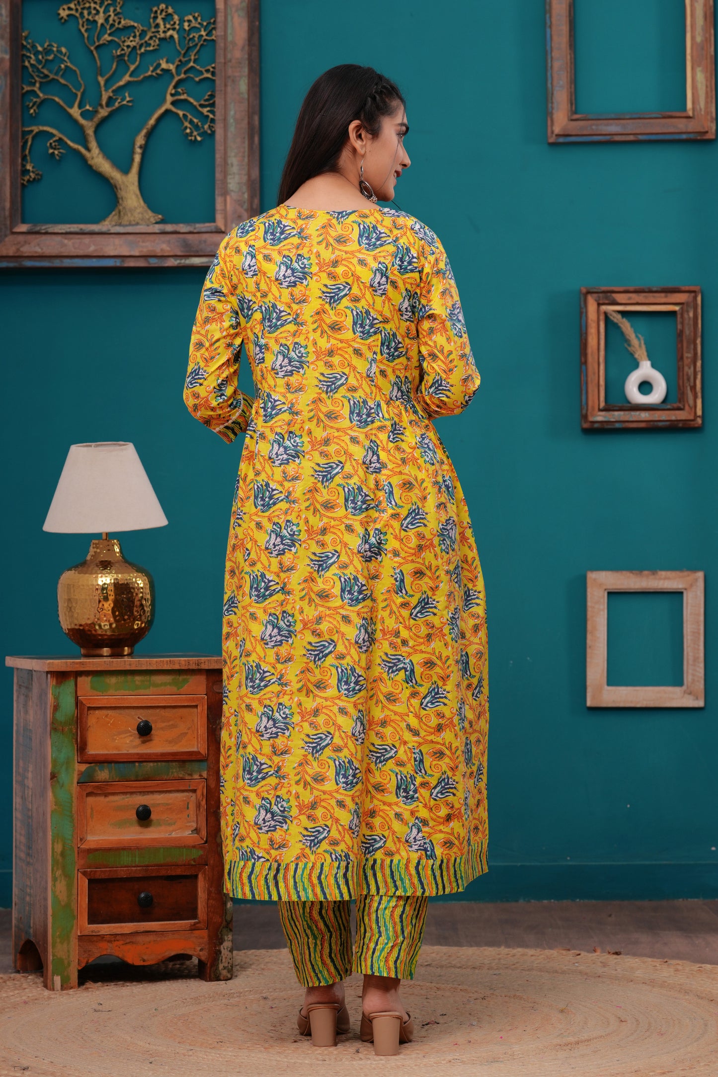 Cotton Beautiful Yellow Flower printed Kurti and pant set for women and girls