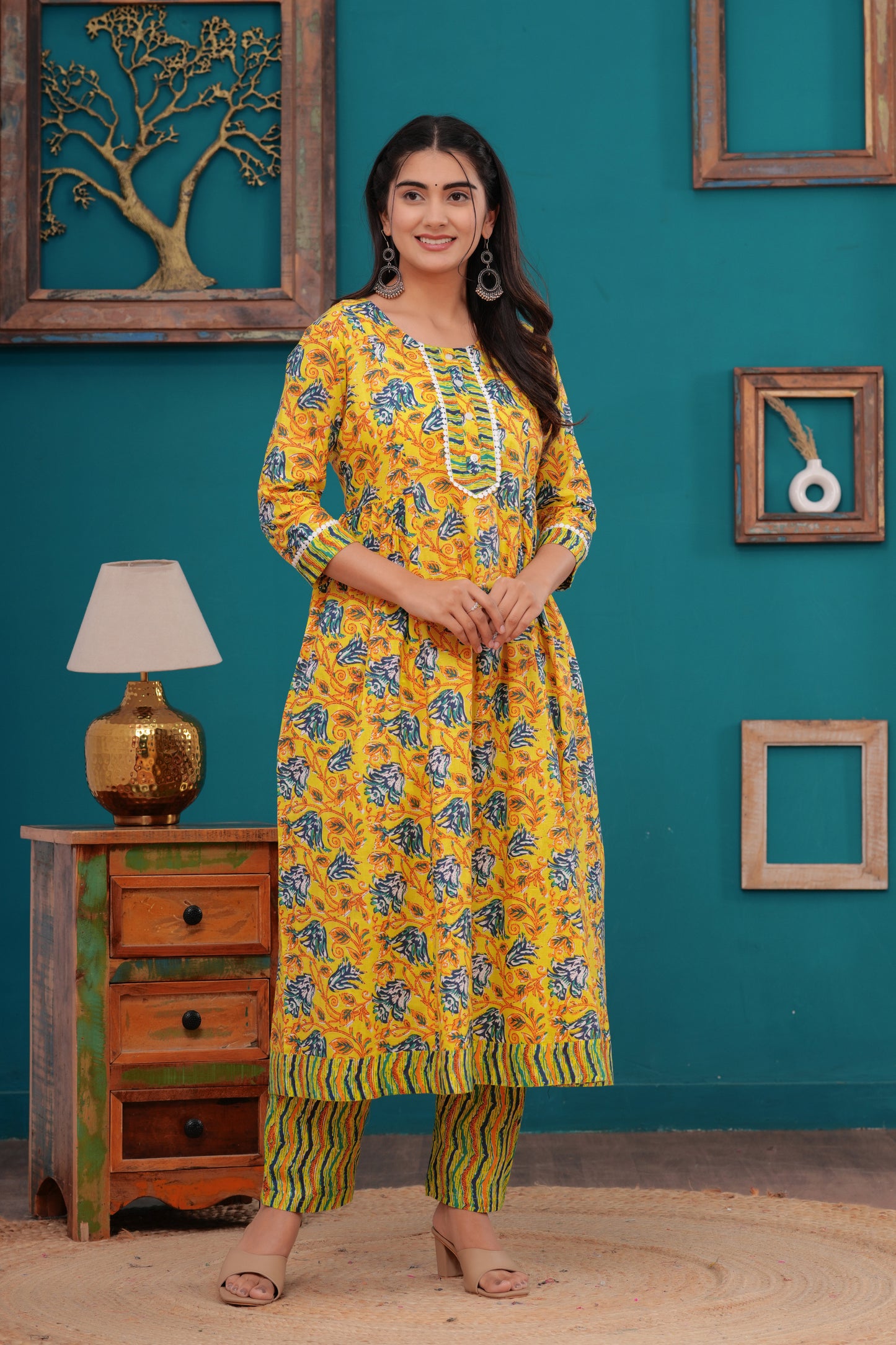 Cotton Beautiful Yellow Flower printed Kurti and pant set for women and girls