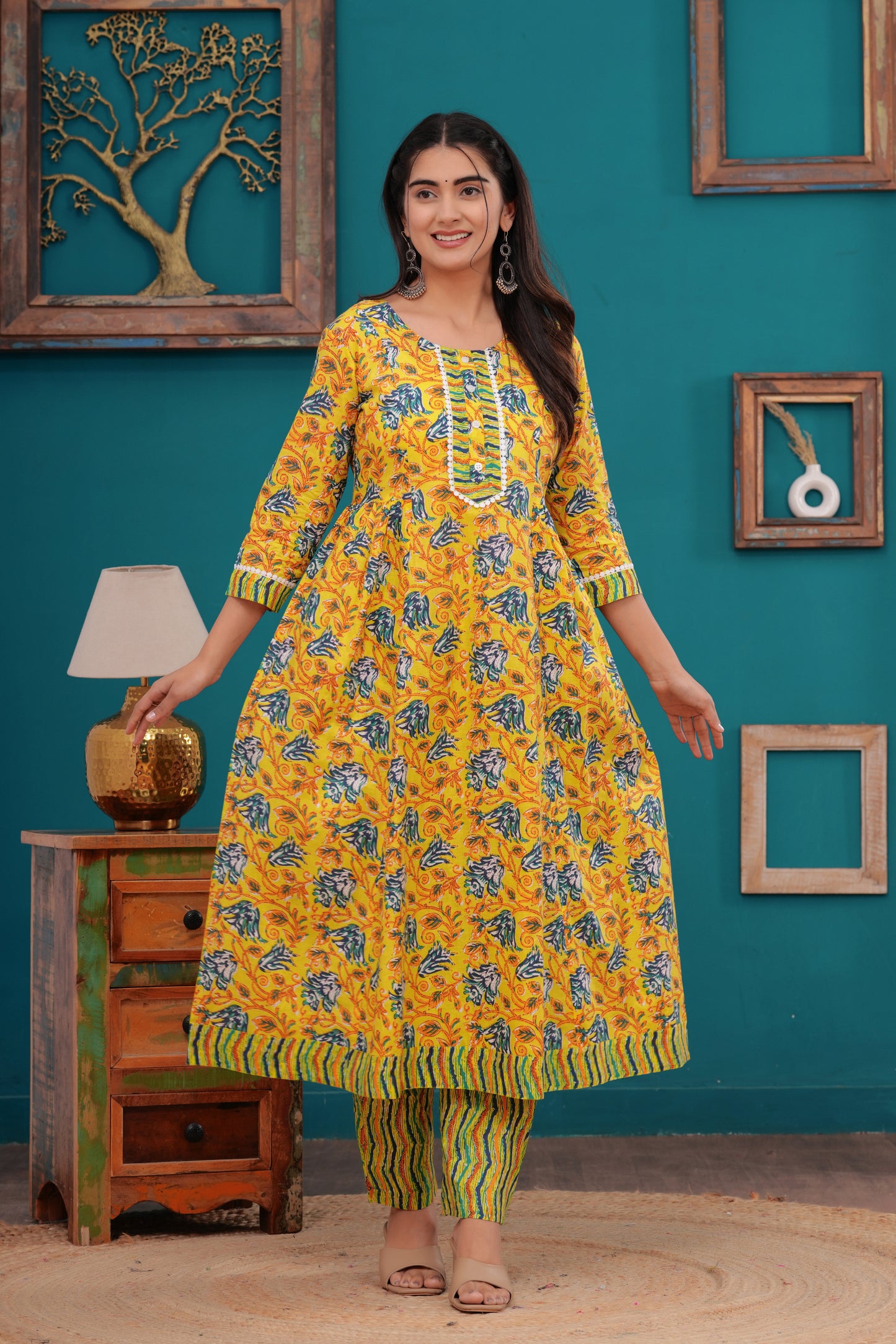 Cotton Beautiful Yellow Flower printed Kurti and pant set for women and girls