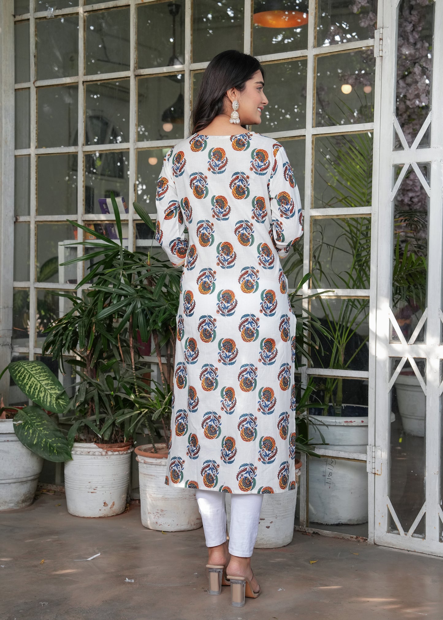 White Cotton Printed Straight Kurta