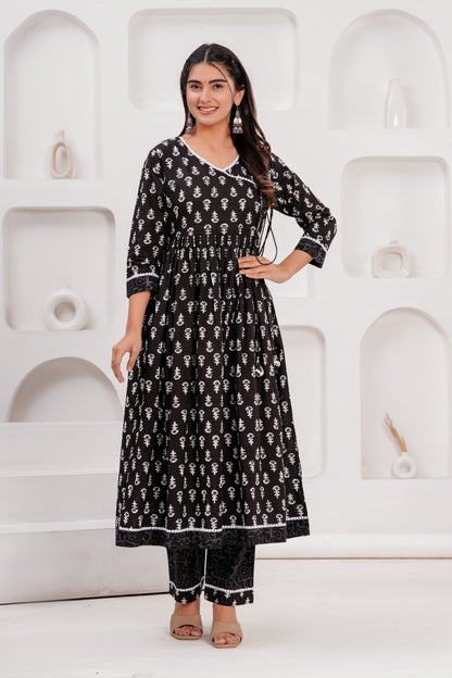 Cotton Beautiful Black Flower printed Kurti and pant set for women and girls