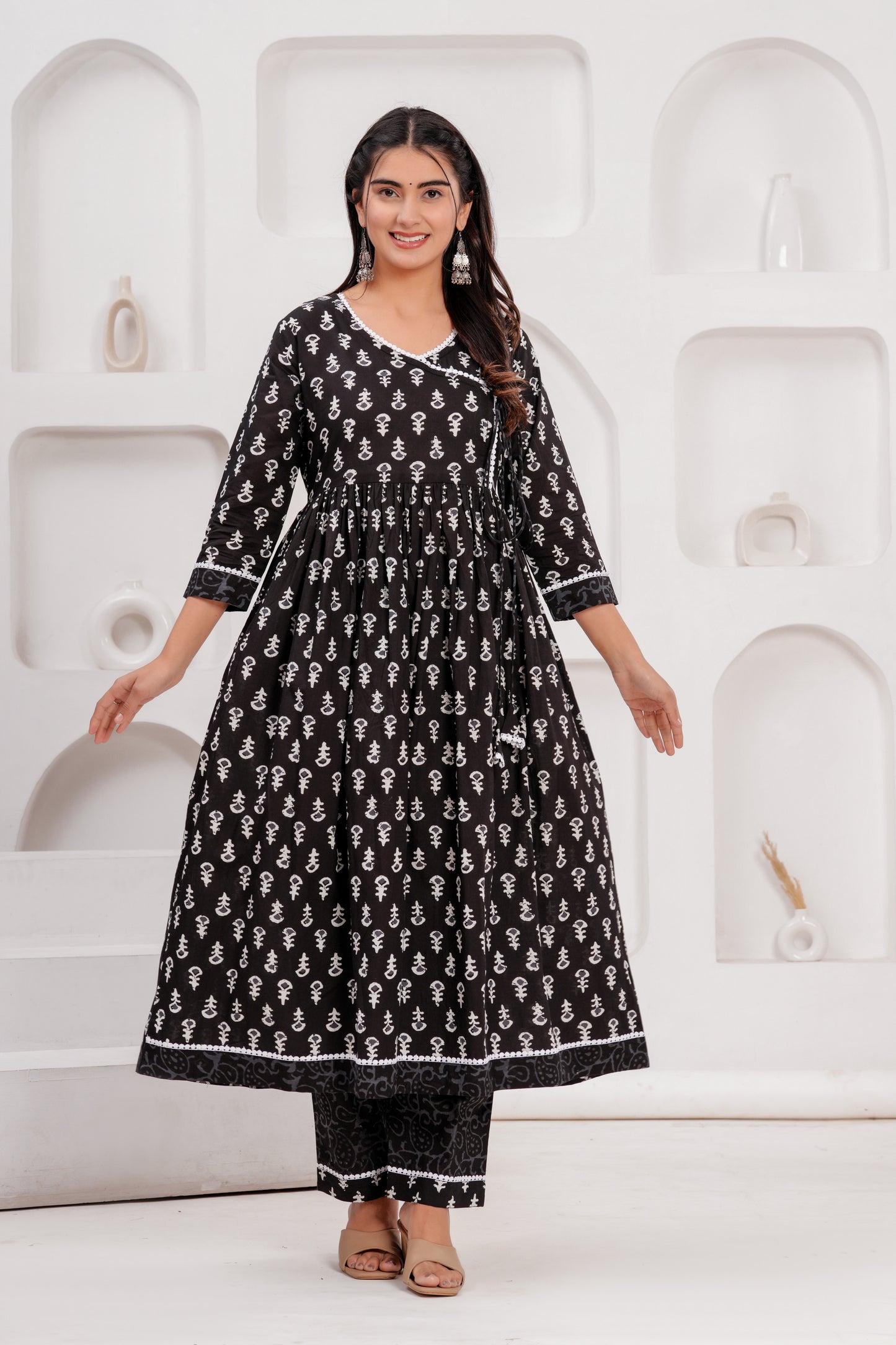 Cotton Beautiful Black Flower printed Kurti and pant set for women and girls