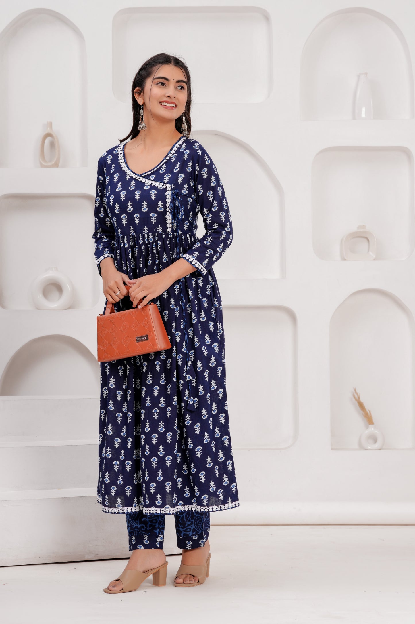 Cotton Beautiful Blue Flower printed Kurti and pant set for women and girls